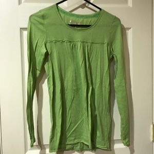 long sleeve green tee
